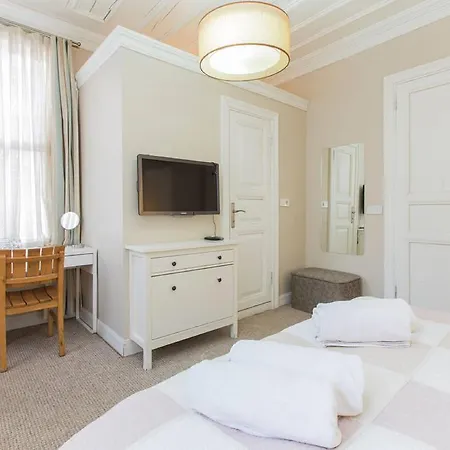 Hotel Zenka 2*