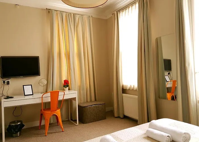 Zenka Hotel 2*